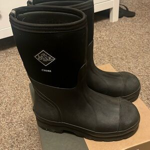 Muck boots: chore all conditions work boot